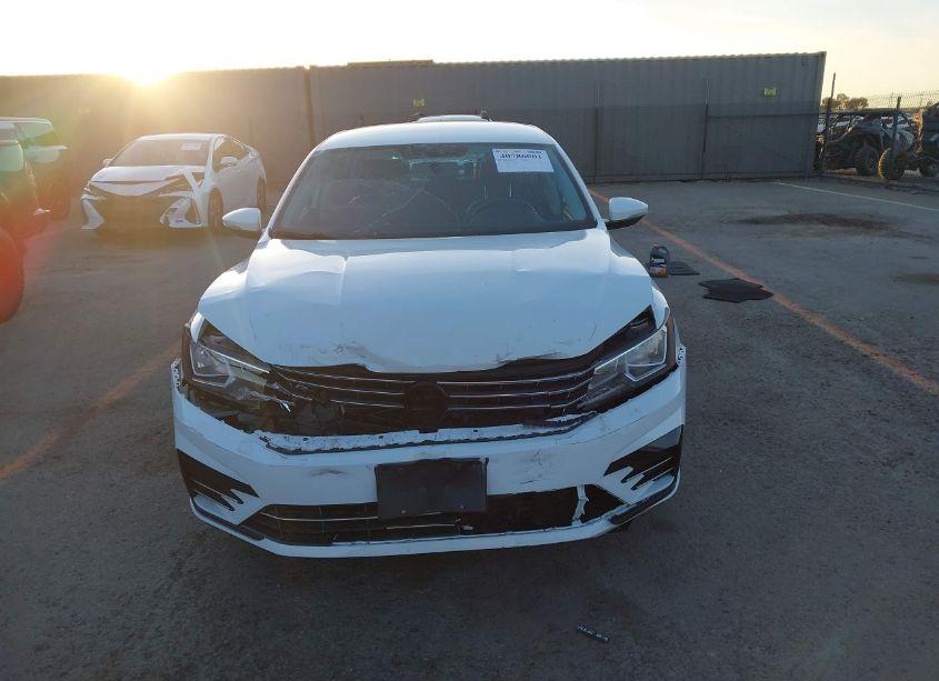 Photo 12 of 2017 Volkswagen Passat 1.8T R-LINE (VIN 1VWDT7A34HC070702)