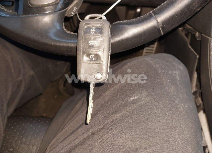 Photo 11 of 2017 Volkswagen Passat 1.8T R-LINE (VIN 1VWDT7A35HC002649)