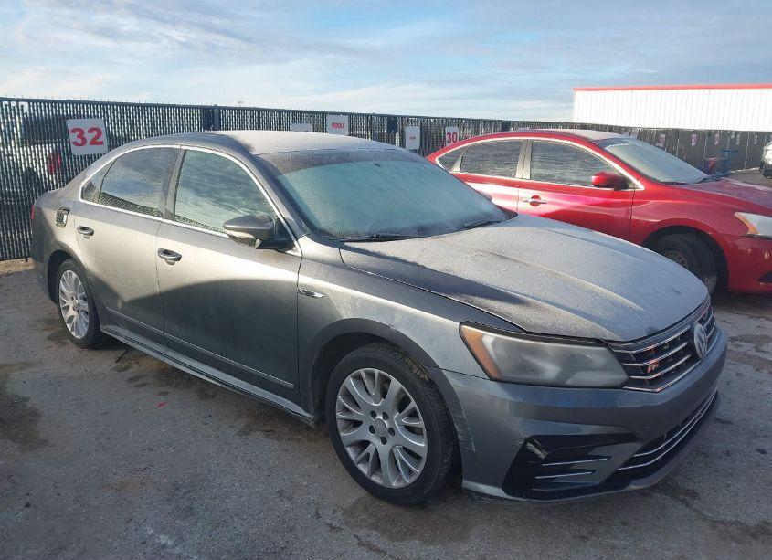 Photo 6 of 2017 Volkswagen Passat 1.8T R-LINE (VIN 1VWDT7A35HC049387)