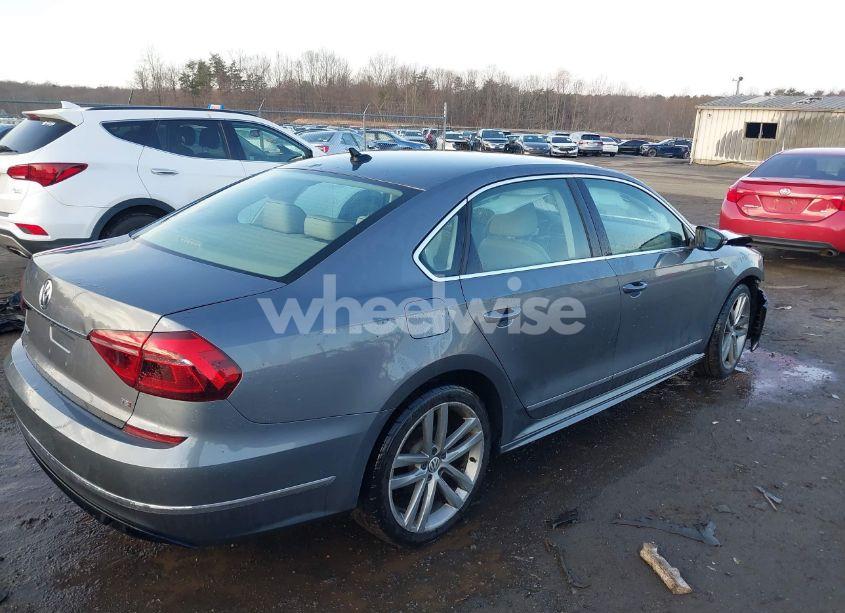 Photo 4 of 2017 Volkswagen Passat 1.8T R-LINE (VIN 1VWDT7A35HC052662)