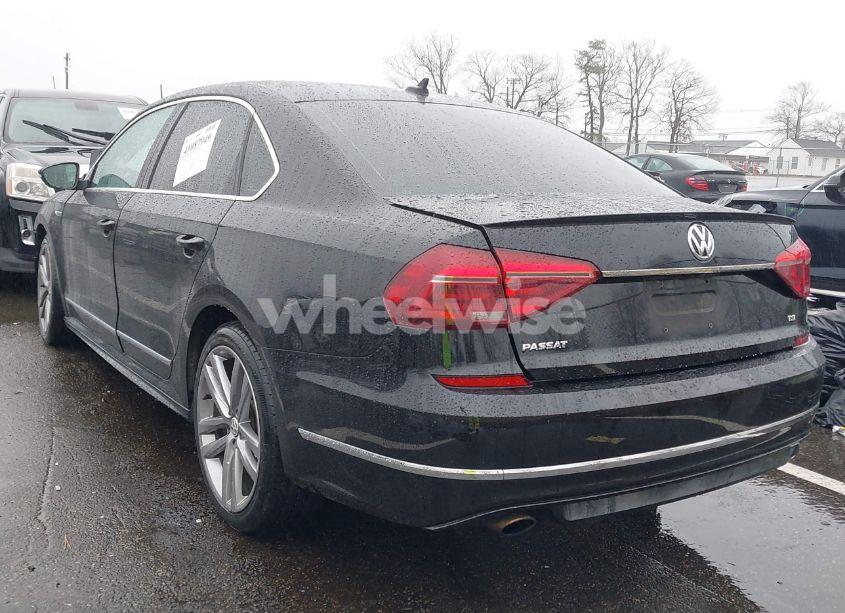 Photo 3 of 2017 Volkswagen Passat 1.8T R-LINE (VIN 1VWDT7A35HC085189)