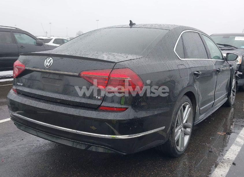 Photo 4 of 2017 Volkswagen Passat 1.8T R-LINE (VIN 1VWDT7A35HC085189)