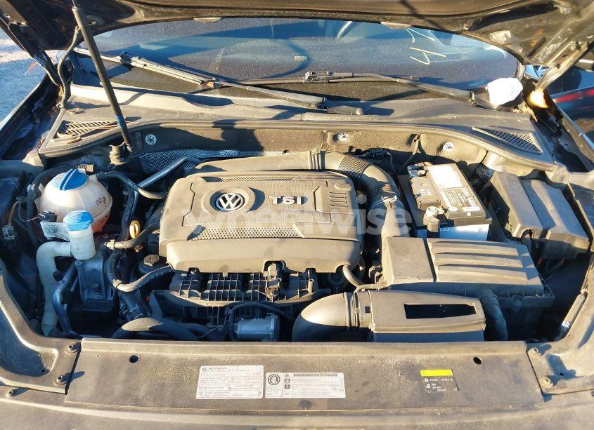 Photo 10 of 2017 Volkswagen Passat 1.8T R-LINE (VIN 1VWDT7A36HC012378)