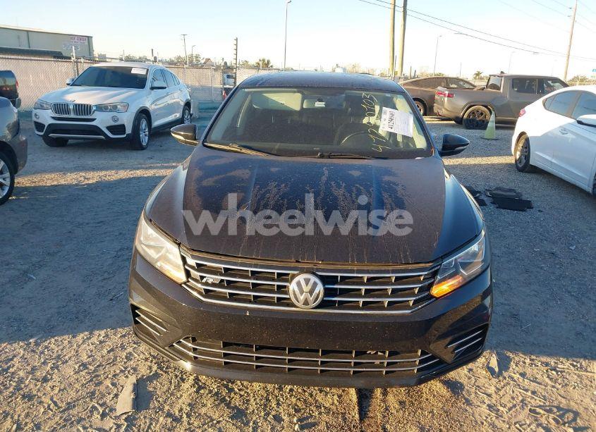 Photo 12 of 2017 Volkswagen Passat 1.8T R-LINE (VIN 1VWDT7A36HC012378)