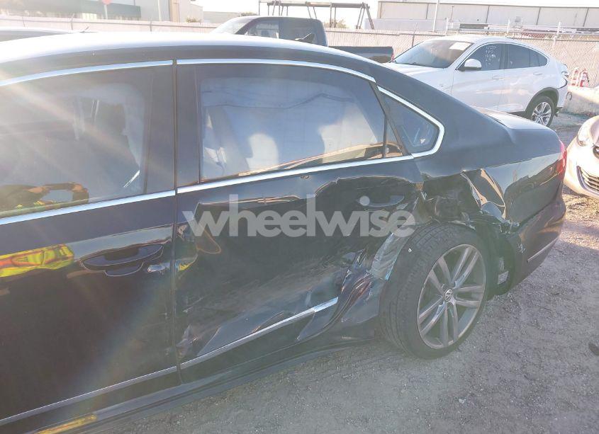 Photo 6 of 2017 Volkswagen Passat 1.8T R-LINE (VIN 1VWDT7A36HC012378)