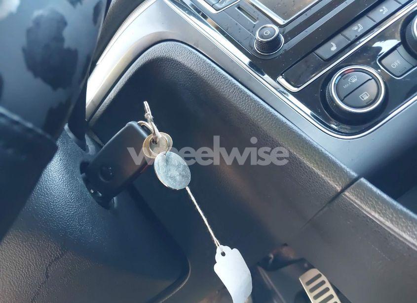 Photo 11 of 2017 Volkswagen Passat 1.8T R-LINE (VIN 1VWDT7A36HC043386)