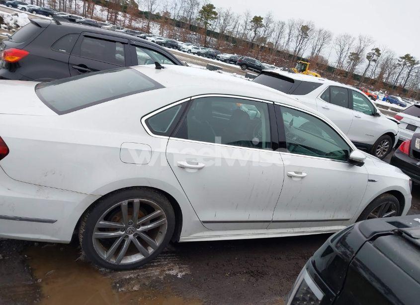 Photo 13 of 2017 Volkswagen Passat 1.8T R-LINE (VIN 1VWDT7A36HC048913)