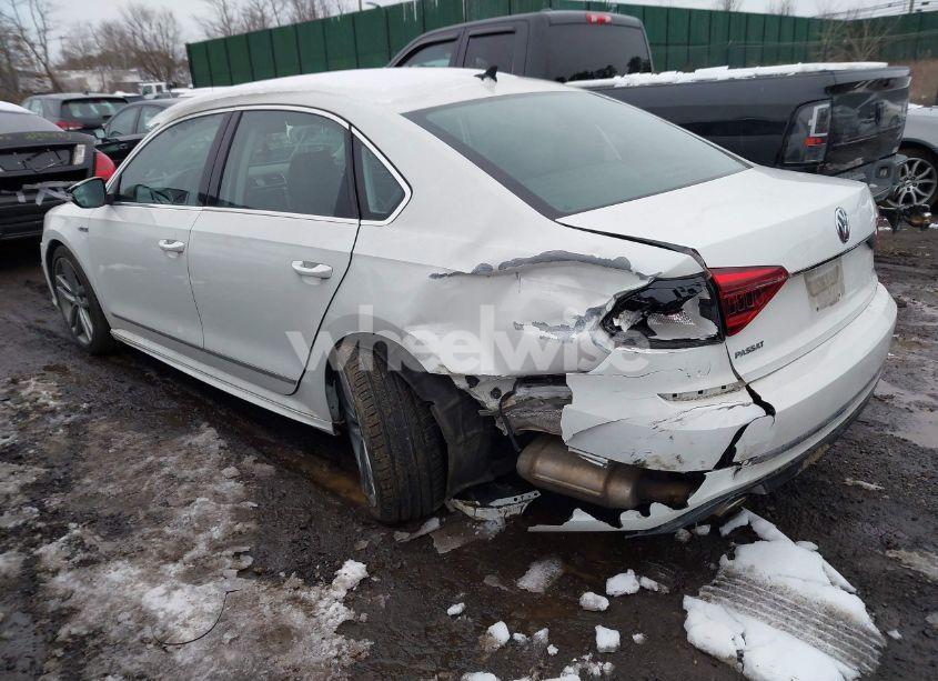 Photo 3 of 2017 Volkswagen Passat 1.8T R-LINE (VIN 1VWDT7A36HC048913)