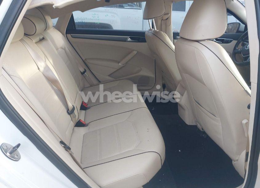 Photo 8 of 2017 Volkswagen Passat 1.8T R-LINE (VIN 1VWDT7A36HC068224)