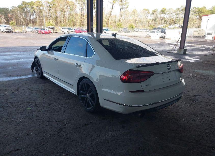 Photo 3 of 2017 Volkswagen Passat 1.8T R-LINE (VIN 1VWDT7A36HC076551)