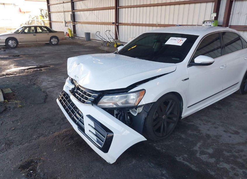 Photo 6 of 2017 Volkswagen Passat 1.8T R-LINE (VIN 1VWDT7A36HC076551)