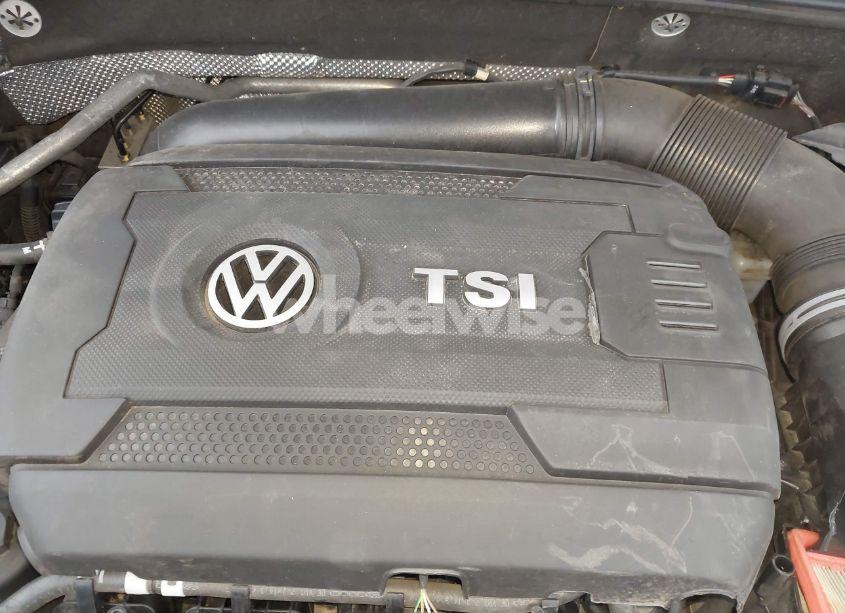 Photo 10 of 2017 Volkswagen Passat 1.8T R-LINE (VIN 1VWDT7A36HC080227)