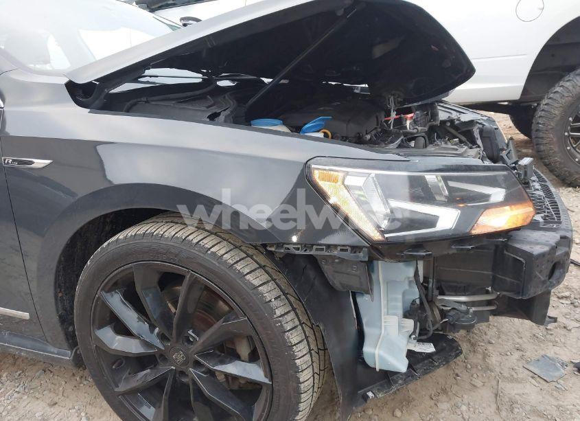 Photo 18 of 2017 Volkswagen Passat 1.8T R-LINE (VIN 1VWDT7A36HC080227)