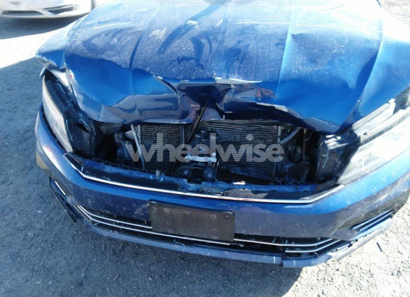 Photo 6 of 2017 Volkswagen Passat 1.8T R-LINE (VIN 1VWDT7A37HC008968)