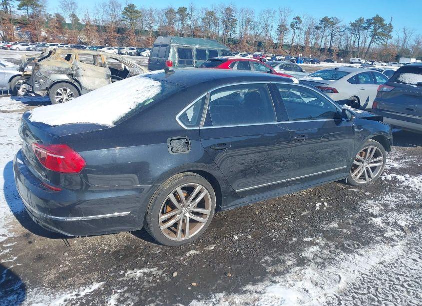 Photo 4 of 2017 Volkswagen Passat 1.8T R-LINE (VIN 1VWDT7A37HC044045)