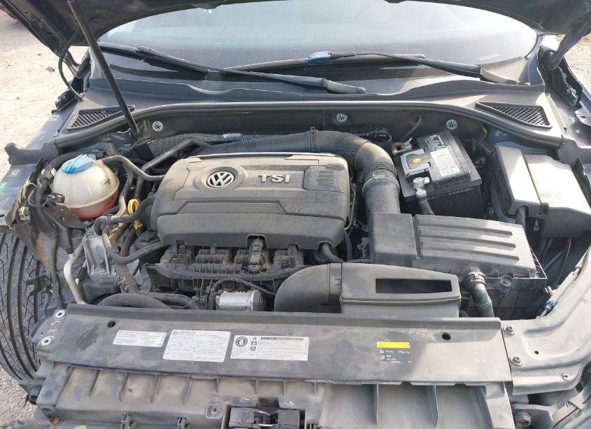 Photo 10 of 2017 Volkswagen Passat 1.8T R-LINE (VIN 1VWDT7A37HC065705)