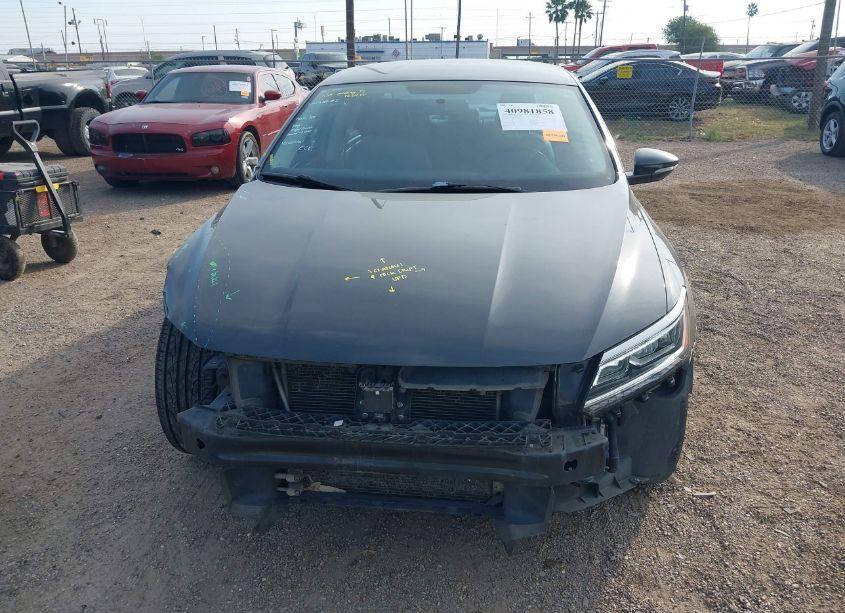 Photo 13 of 2017 Volkswagen Passat 1.8T R-LINE (VIN 1VWDT7A37HC065705)