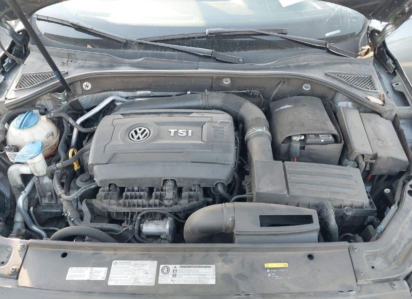 Photo 10 of 2017 Volkswagen Passat 1.8T R-LINE (VIN 1VWDT7A38HC026458)