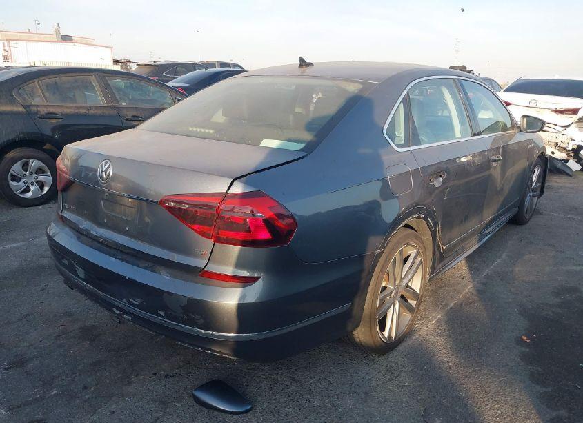 Photo 4 of 2017 Volkswagen Passat 1.8T R-LINE (VIN 1VWDT7A38HC026458)