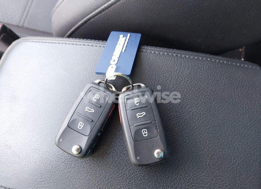 Photo 11 of 2017 Volkswagen Passat 1.8T R-LINE (VIN 1VWDT7A38HC065079)