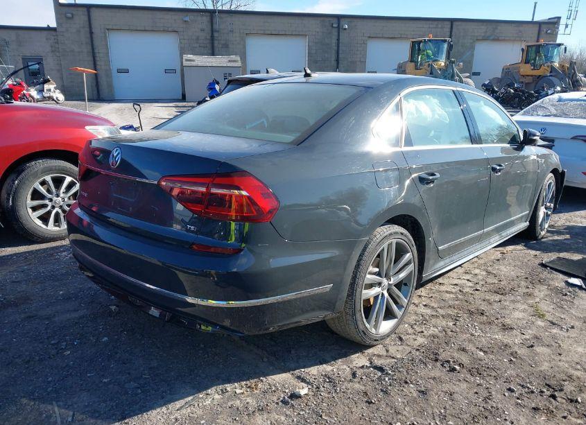 Photo 4 of 2017 Volkswagen Passat 1.8T R-LINE (VIN 1VWDT7A38HC082562)