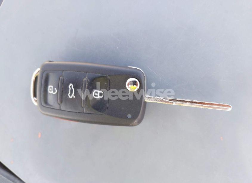 Photo 11 of 2017 Volkswagen Passat 1.8T R-LINE (VIN 1VWDT7A39HC014514)