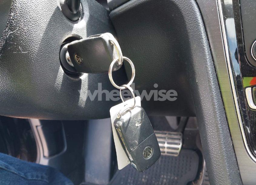 Photo 11 of 2017 Volkswagen Passat 1.8T R-LINE (VIN 1VWDT7A39HC066015)