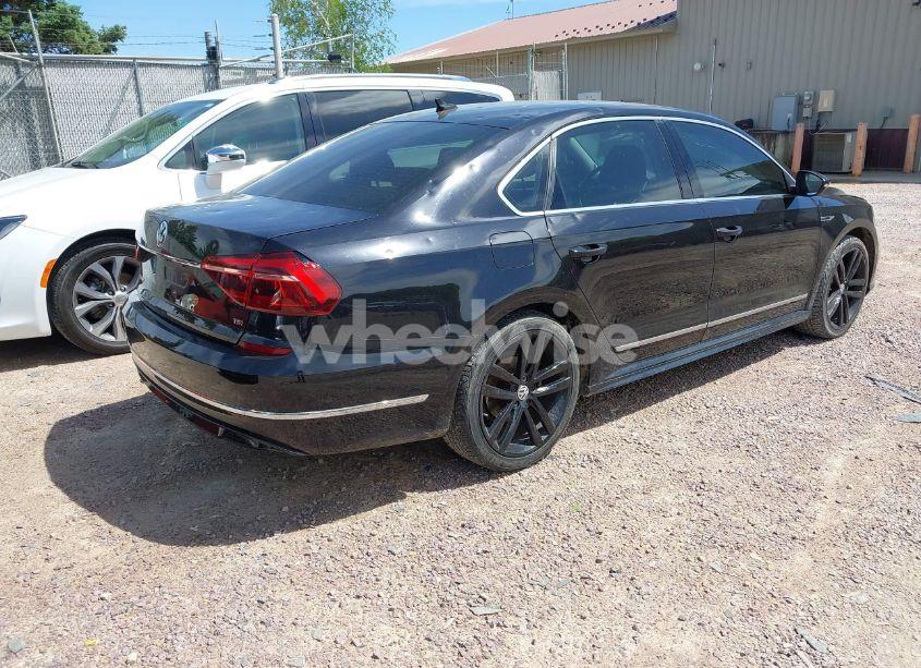 Photo 4 of 2017 Volkswagen Passat 1.8T R-LINE (VIN 1VWDT7A39HC066015)