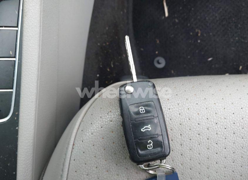 Photo 11 of 2017 Volkswagen Passat 1.8T R-LINE (VIN 1VWDT7A39HC067116)