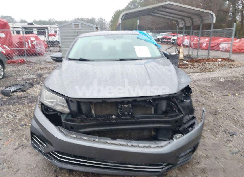 Photo 13 of 2017 Volkswagen Passat 1.8T R-LINE (VIN 1VWDT7A39HC067116)