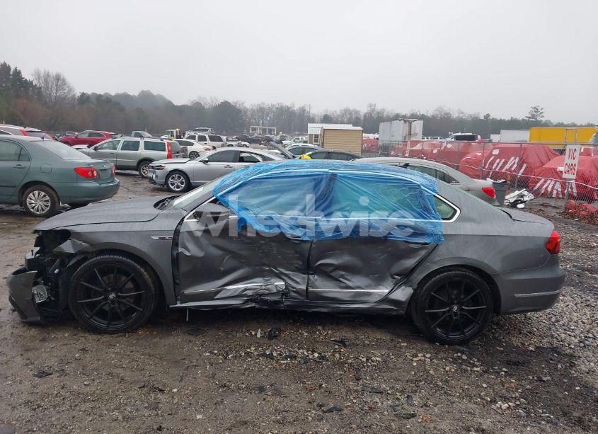 Photo 15 of 2017 Volkswagen Passat 1.8T R-LINE (VIN 1VWDT7A39HC067116)