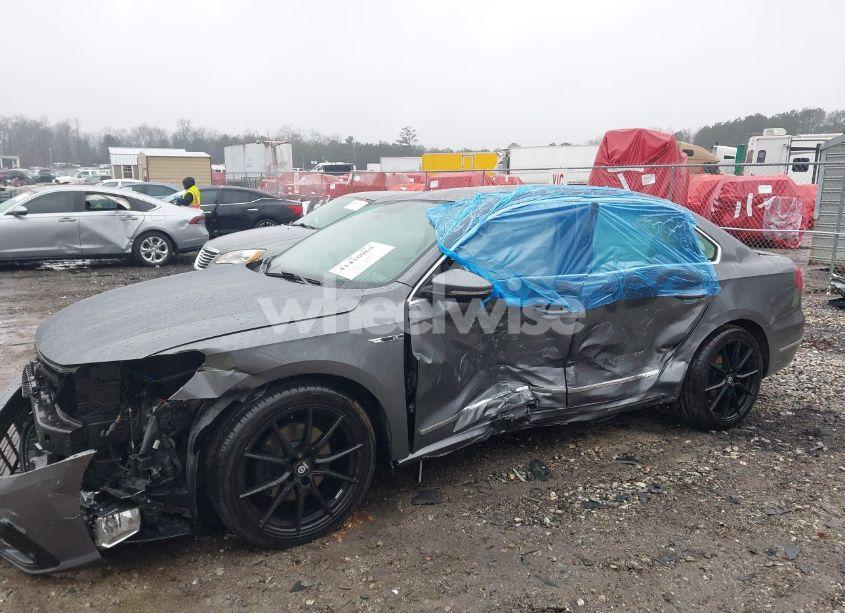 Photo 6 of 2017 Volkswagen Passat 1.8T R-LINE (VIN 1VWDT7A39HC067116)