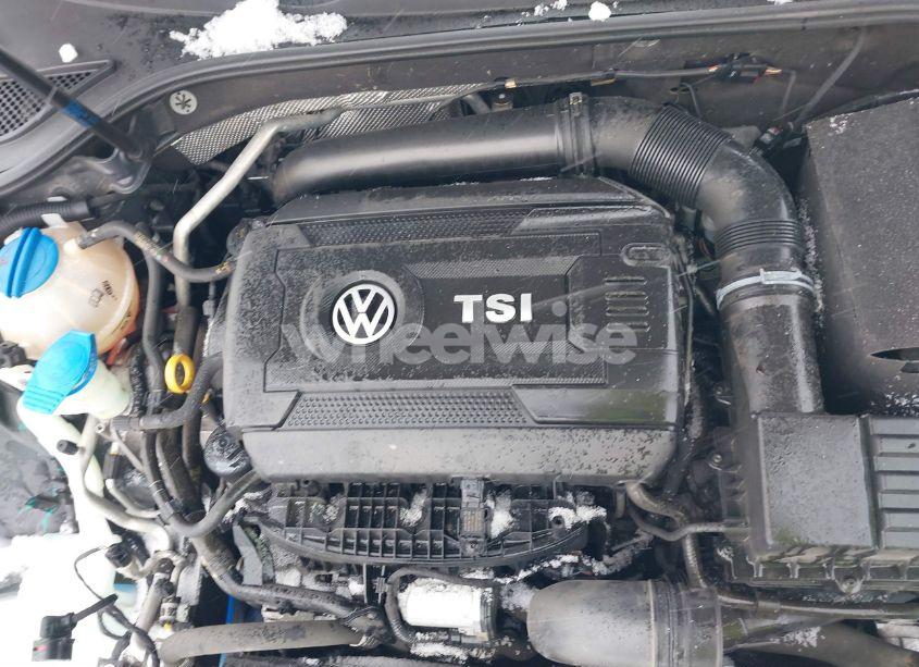 Photo 10 of 2017 Volkswagen Passat 1.8T R-LINE (VIN 1VWDT7A39HC078035)