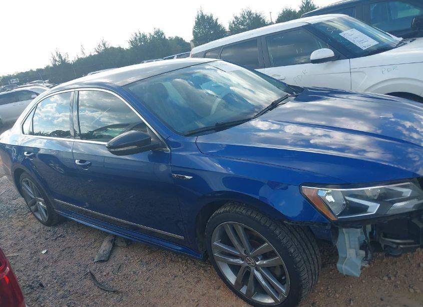 Photo 14 of 2017 Volkswagen Passat 1.8T R-LINE (VIN 1VWDT7A3XHC006972)