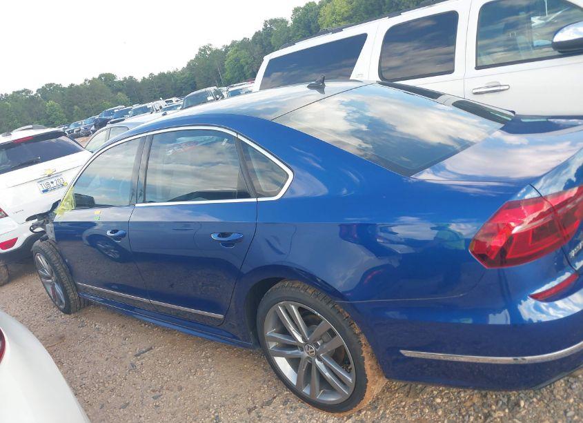 Photo 15 of 2017 Volkswagen Passat 1.8T R-LINE (VIN 1VWDT7A3XHC006972)