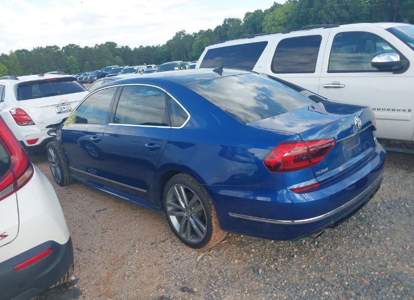 Photo 3 of 2017 Volkswagen Passat 1.8T R-LINE (VIN 1VWDT7A3XHC006972)