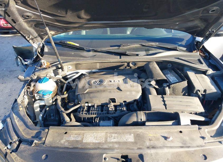 Photo 10 of 2017 Volkswagen Passat 1.8T R-LINE (VIN 1VWDT7A3XHC038398)