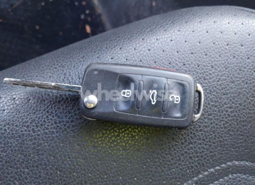 Photo 11 of 2017 Volkswagen Passat 1.8T R-LINE (VIN 1VWDT7A3XHC038398)