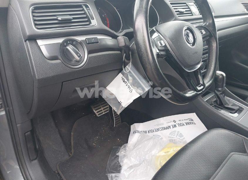 Photo 18 of 2017 Volkswagen Passat 1.8T R-LINE (VIN 1VWDT7A3XHC051006)