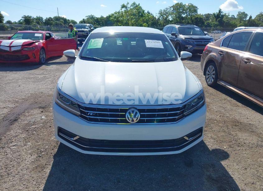Photo 12 of 2017 Volkswagen Passat 1.8T R-LINE (VIN 1VWDT7A3XHC054164)