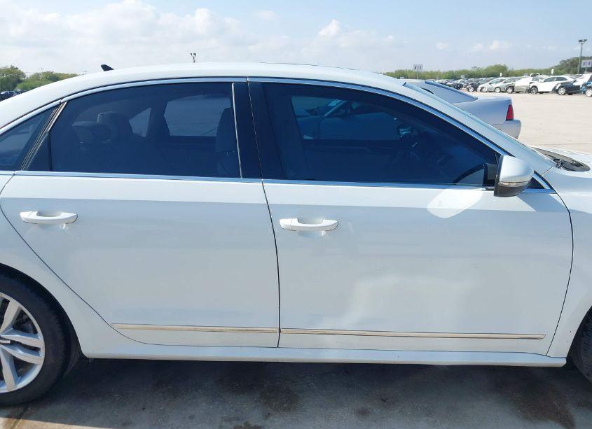 Photo 13 of 2017 Volkswagen Passat 1.8T SE (VIN 1VWGT7A30HC041162)