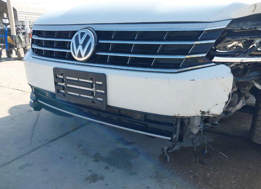 Photo 17 of 2017 Volkswagen Passat 1.8T SE (VIN 1VWGT7A30HC041162)