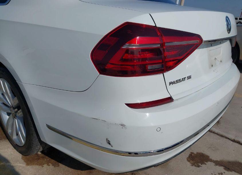 Photo 18 of 2017 Volkswagen Passat 1.8T SE (VIN 1VWGT7A30HC041162)