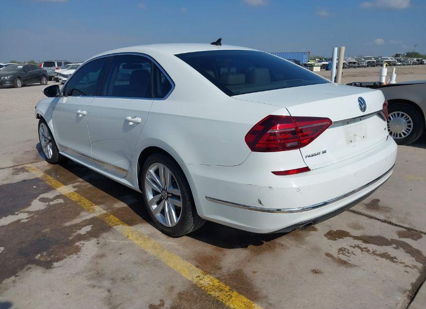 Photo 3 of 2017 Volkswagen Passat 1.8T SE (VIN 1VWGT7A30HC041162)