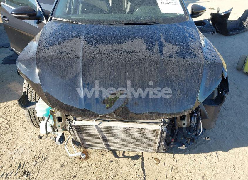 Photo 6 of 2017 Volkswagen Passat 1.8T SE (VIN 1VWGT7A31HC068970)