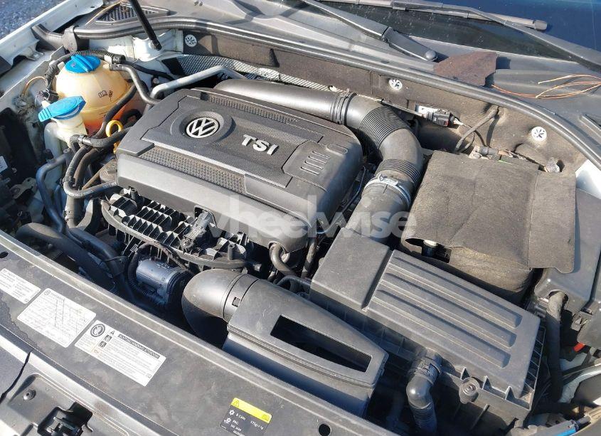 Photo 10 of 2017 Volkswagen Passat 1.8T SE (VIN 1VWGT7A32HC015971)