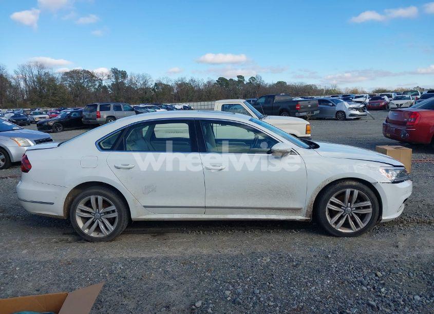 Photo 13 of 2017 Volkswagen Passat 1.8T SE (VIN 1VWGT7A32HC015971)