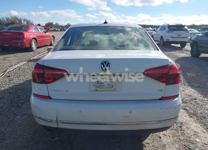 Photo 16 of 2017 Volkswagen Passat 1.8T SE (VIN 1VWGT7A32HC015971)