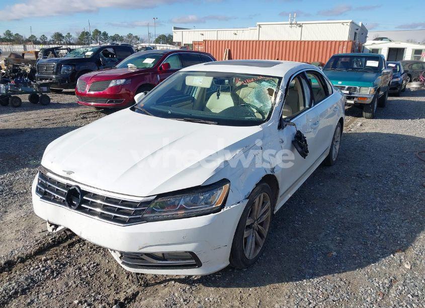 Photo 6 of 2017 Volkswagen Passat 1.8T SE (VIN 1VWGT7A32HC015971)