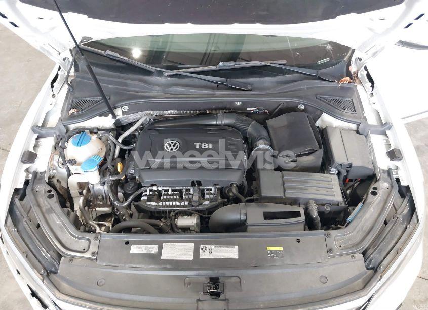 Photo 10 of 2017 Volkswagen Passat 1.8T SE (VIN 1VWGT7A33HC001397)